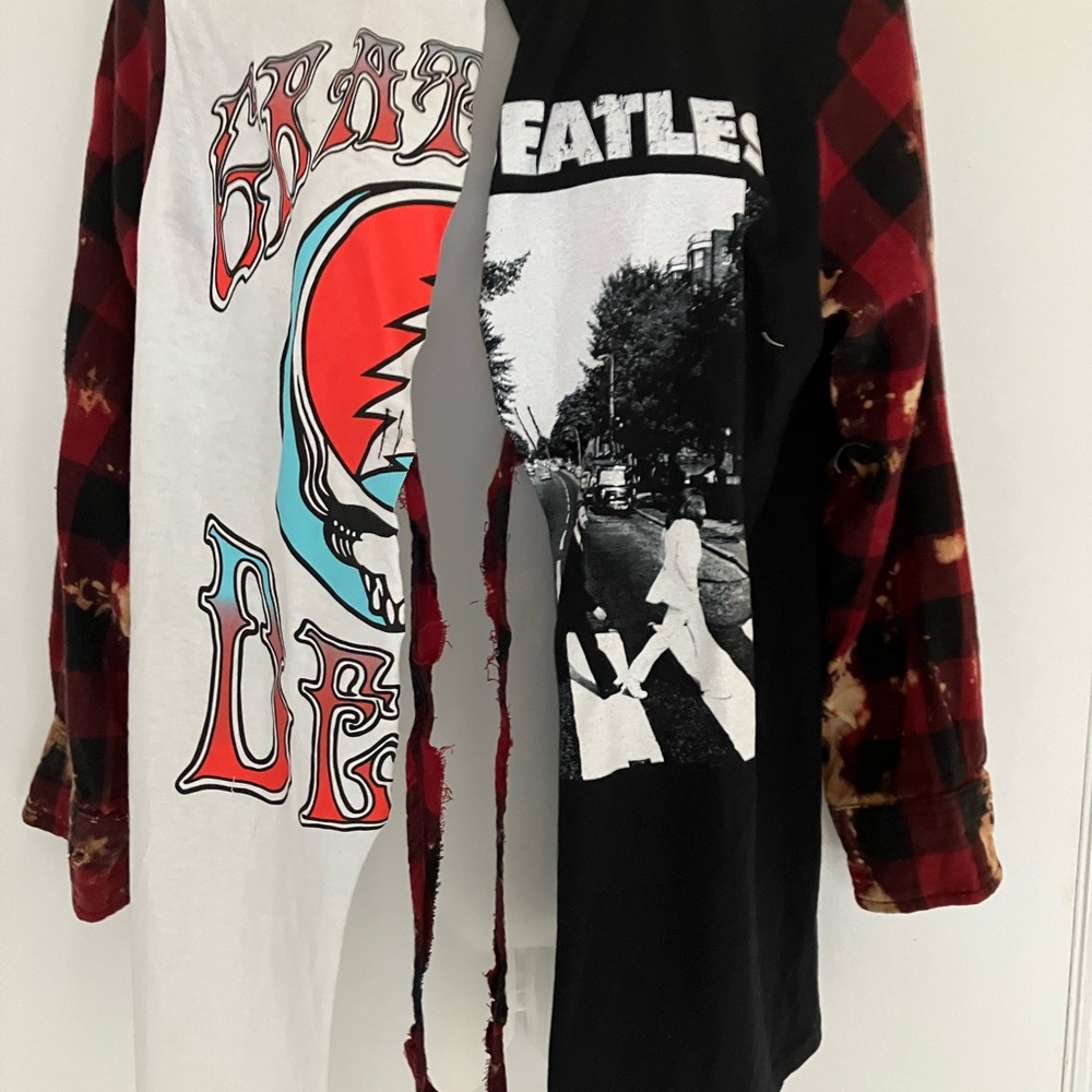 Ladies rock n roll shirt Custom made NWT.  Tie in front